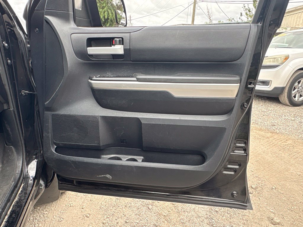Used 2014 Toyota Tundra SR5 w/ SR5 Upgrade Package RWD image 19