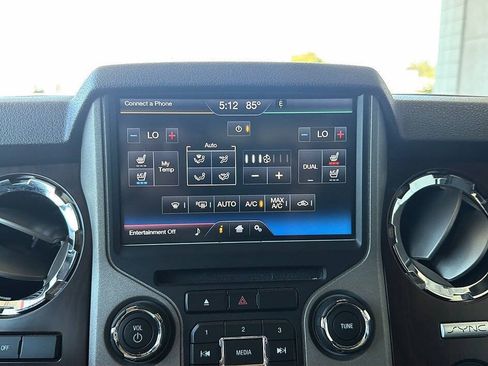 Used 2016 Ford F250 Lariat w/ Lariat Ultimate Package AWD/4WD image 10