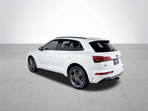 Used 2023 Audi Q5 e Prestige w/ Prestige Package image 8