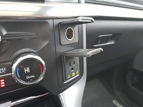 Certified 2021 Ford F150 Lariat w/ Equipment Group 502A High image 21