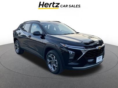 Used 2025 Chevrolet Trax LT