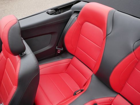 Used 2022 Ford Mustang GT Premium RWD image 12