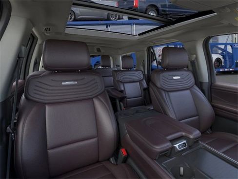 New 2025 Ford Expedition Platinum w/ Platinum Ultimate Package image 10