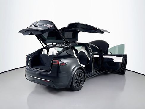 Used 2022 Tesla Model X Plaid AWD/4WD image 31