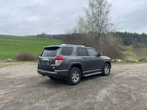 Used 2012 Toyota 4Runner SR5 w/ Convenience Pkg AWD/4WD image 3