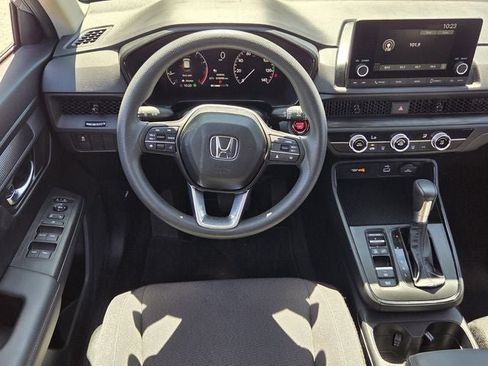Used 2025 Honda CR-V LX image 11