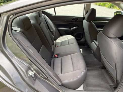 Used 2023 Nissan Altima 2.5 SV FWD image 15