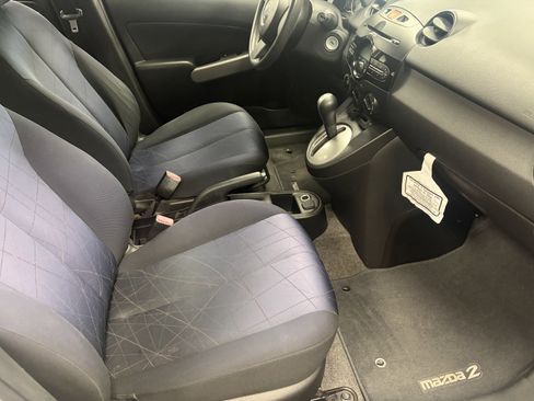 Used 2012 MAZDA MAZDA2 Sport FWD image 10