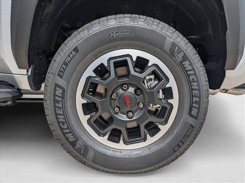 New 2025 Toyota 4Runner 4WD image 10