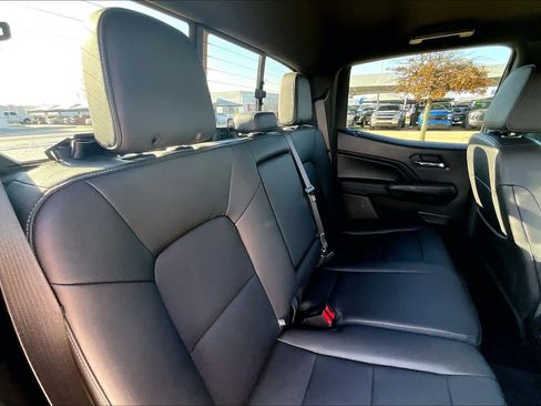 Used 2023 GMC Canyon Elevation w/ Elevation Premium Package image 18