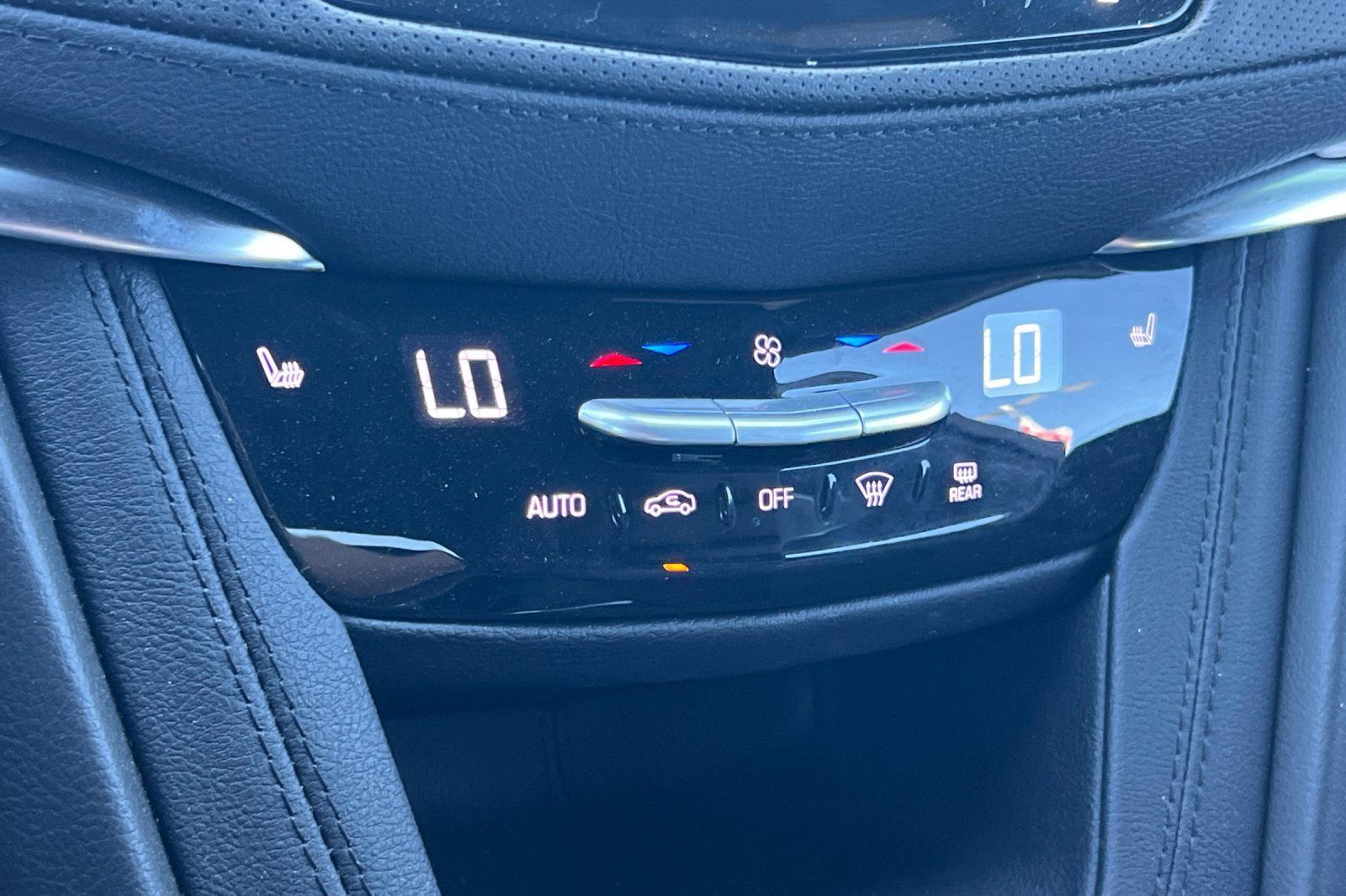 Used 2026 Cadillac XT5 Luxury FWD image 28