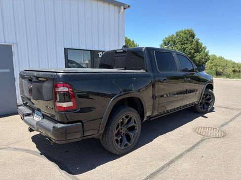 Used 2022 RAM 1500 Limited AWD/4WD image 3