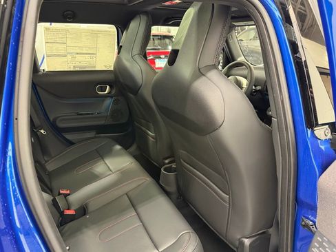 Certified 2025 MINI Cooper S image 26