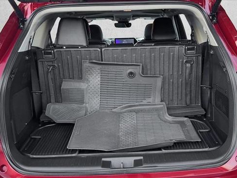 Certified 2025 Toyota Highlander Limited image 8