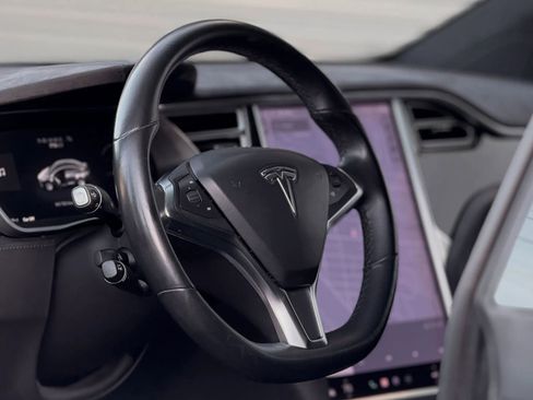 Used 2016 Tesla Model X 75D AWD/4WD image 15