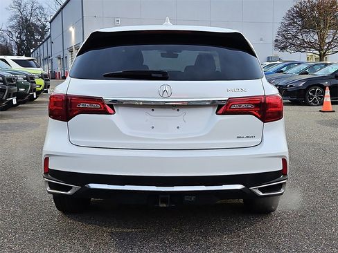 Used 2017 Acura MDX SH-AWD image 7
