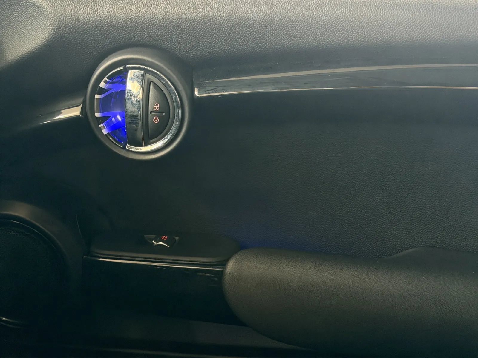 Used 2019 MINI Cooper S FWD image 17