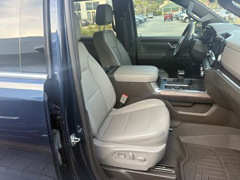 Used 2023 GMC Sierra 1500 SLT w/ SLT Premium Plus Package image 19