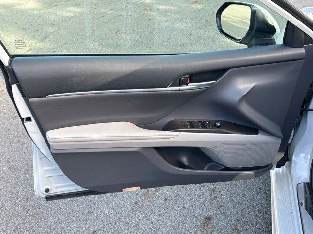 Used 2023 Toyota Camry XSE w/ Navigation Package FWD image 22
