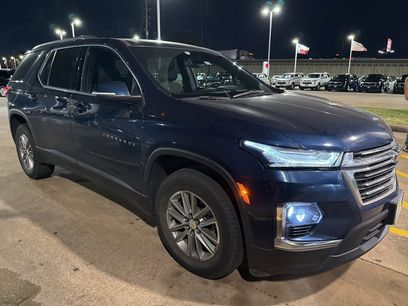 Used 2023 Chevrolet Traverse LT