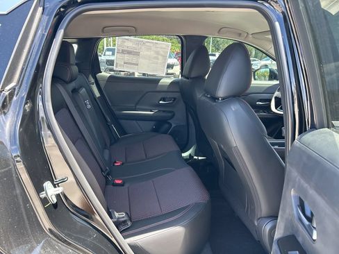 New 2026 Nissan Kicks SR FWD image 44