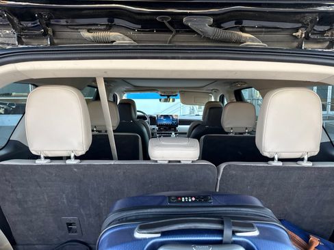 Used 2022 Lincoln Navigator Reserve AWD/4WD image 8