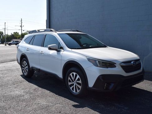 Used 2020 Subaru Outback Premium AWD/4WD image 14