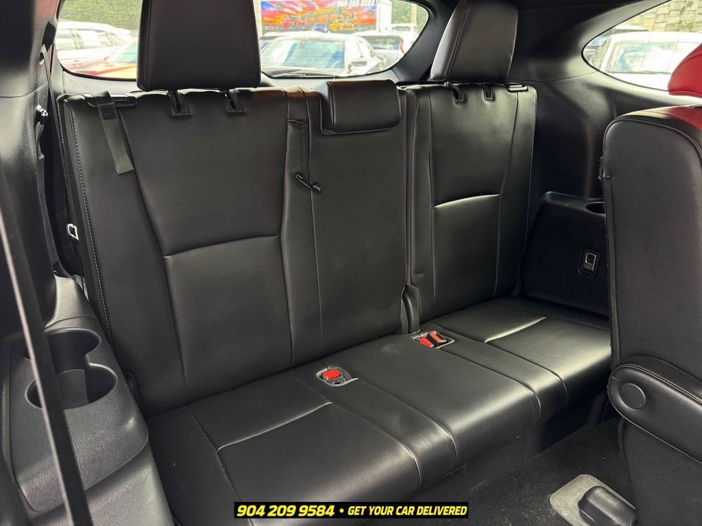 Used 2021 Toyota Highlander XSE FWD image 36