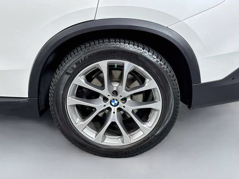 Used 2022 BMW X5 xDrive40i AWD/4WD image 11