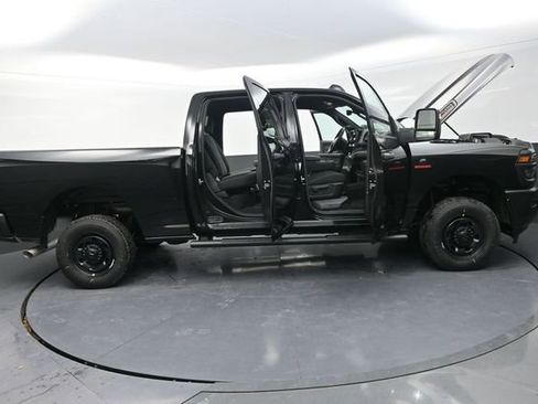 New 2026 RAM 2500 Tradesman AWD/4WD image 38