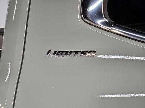 Used 2024 Toyota Tundra Limited image 39