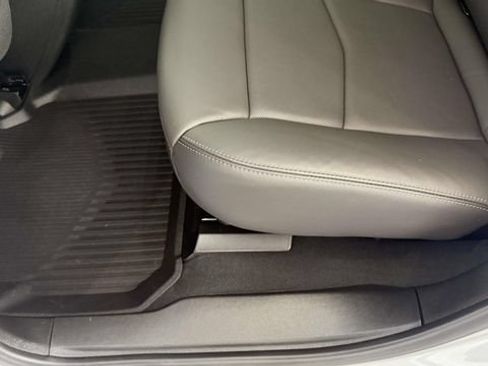 Used 2020 Cadillac XT5 Premium Luxury w/ LPO, Floor Liner Package AWD/4WD image 29