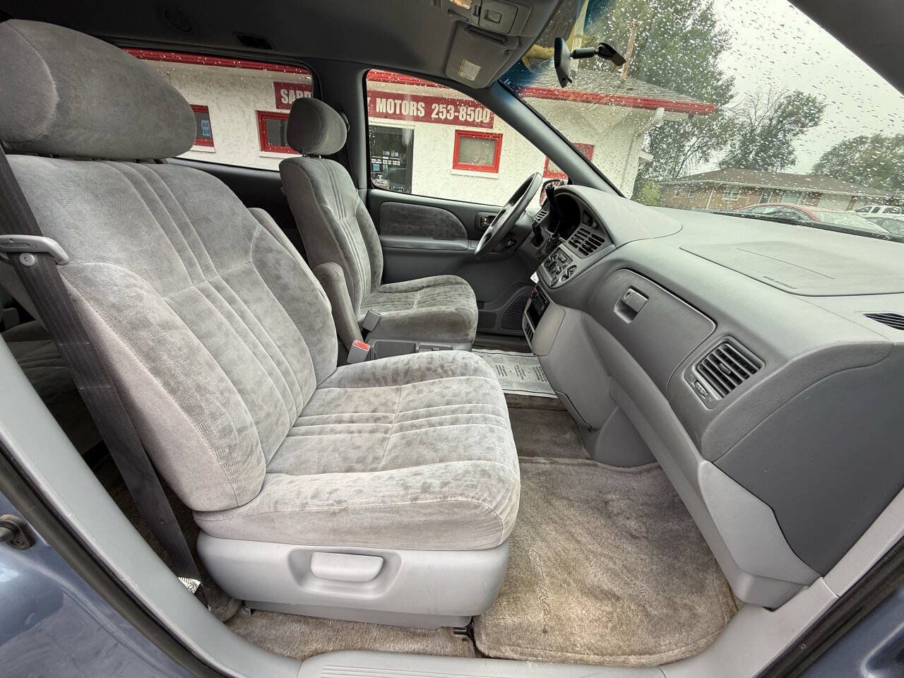 Used 2002 Toyota Sienna LE w/ LE Extra Value Pkg FWD image 14