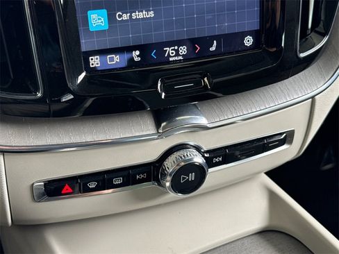 Certified 2023 Volvo XC60 B5 Plus w/ Climate Package image 20