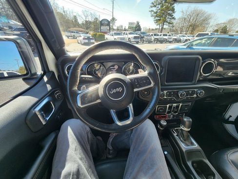 Used 2022 Jeep Wrangler Unlimited Rubicon image 17