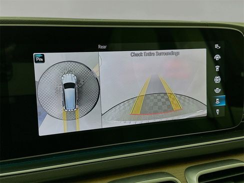 Used 2022 Mercedes-Benz GLS 450 4MATIC image 14