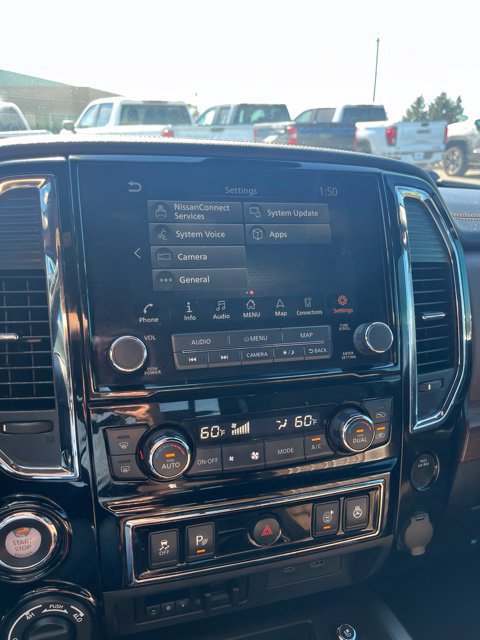 Used 2021 Nissan Titan 4x4 Crew Cab image 43