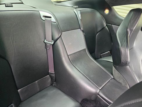 Used 2005 Aston Martin DB9 Coupe RWD image 13