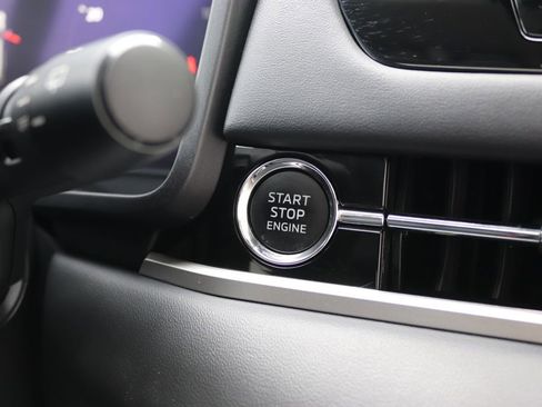 Used 2025 Mitsubishi Outlander SEL AWD/4WD image 26