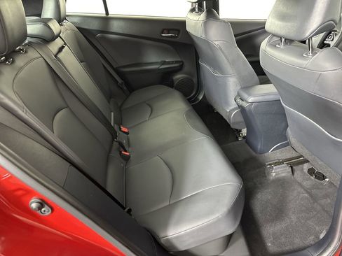 Used 2021 Toyota Prius image 28
