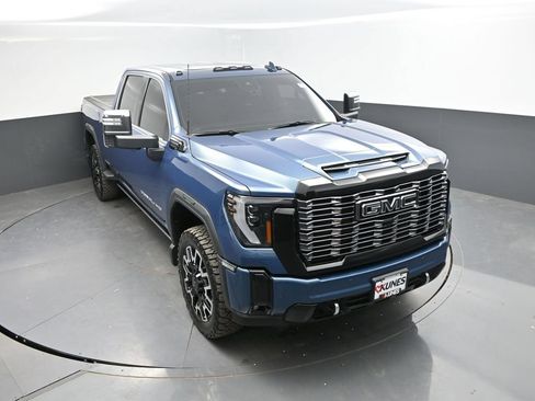 Used 2025 GMC Sierra 2500 Denali Ultimate AWD/4WD image 29