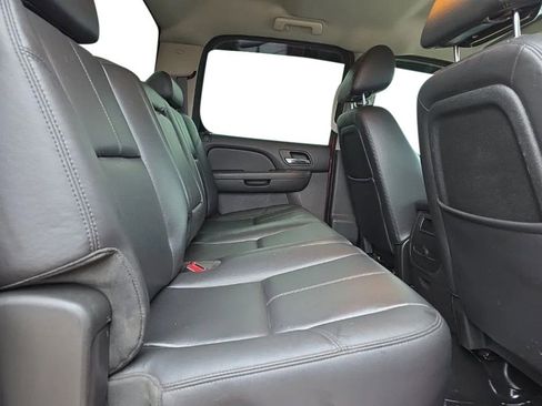 Used 2011 GMC Sierra 2500 SLT w/ SLT Convenience Package image 19