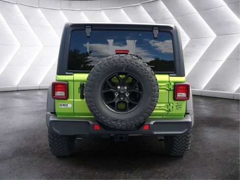 Used 2026 Jeep Wrangler Sport AWD/4WD image 5