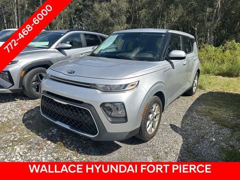 Used 2020 Kia Soul S FWD image 3