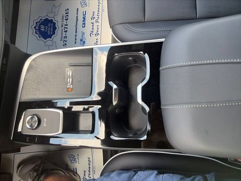New 2026 Buick Enclave Preferred w/ LPO, Floor Liner Package AWD/4WD image 23