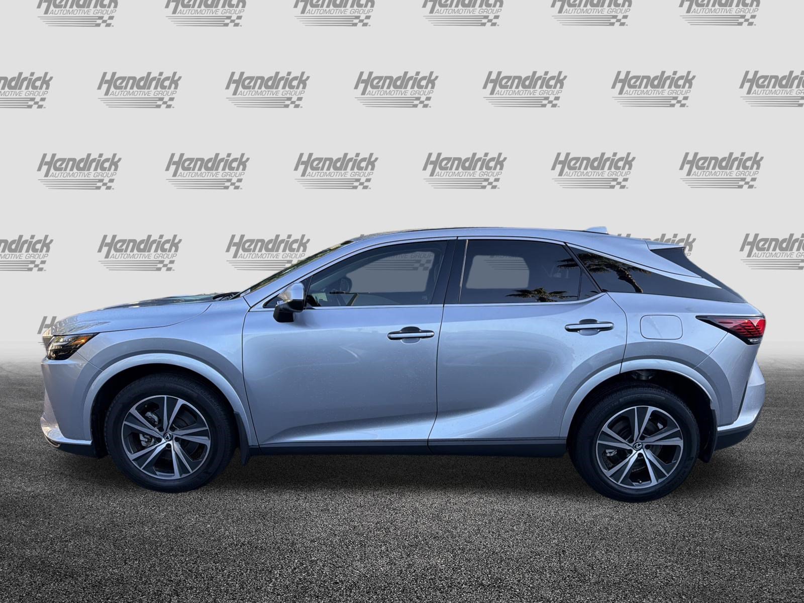 Certified 2024 Lexus RX 350 FWD w/ Technology Package image 5