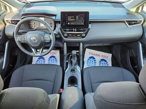 Certified 2023 Toyota Corolla Cross LE image 21