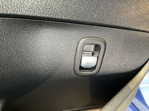 Used 2022 Mercedes-Benz C 300 Sedan image 17