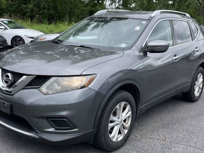 Used 2016 Nissan Rogue SV