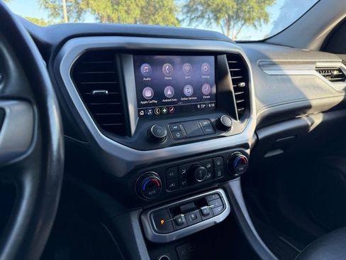 Used 2020 GMC Acadia SLT AWD/4WD image 23